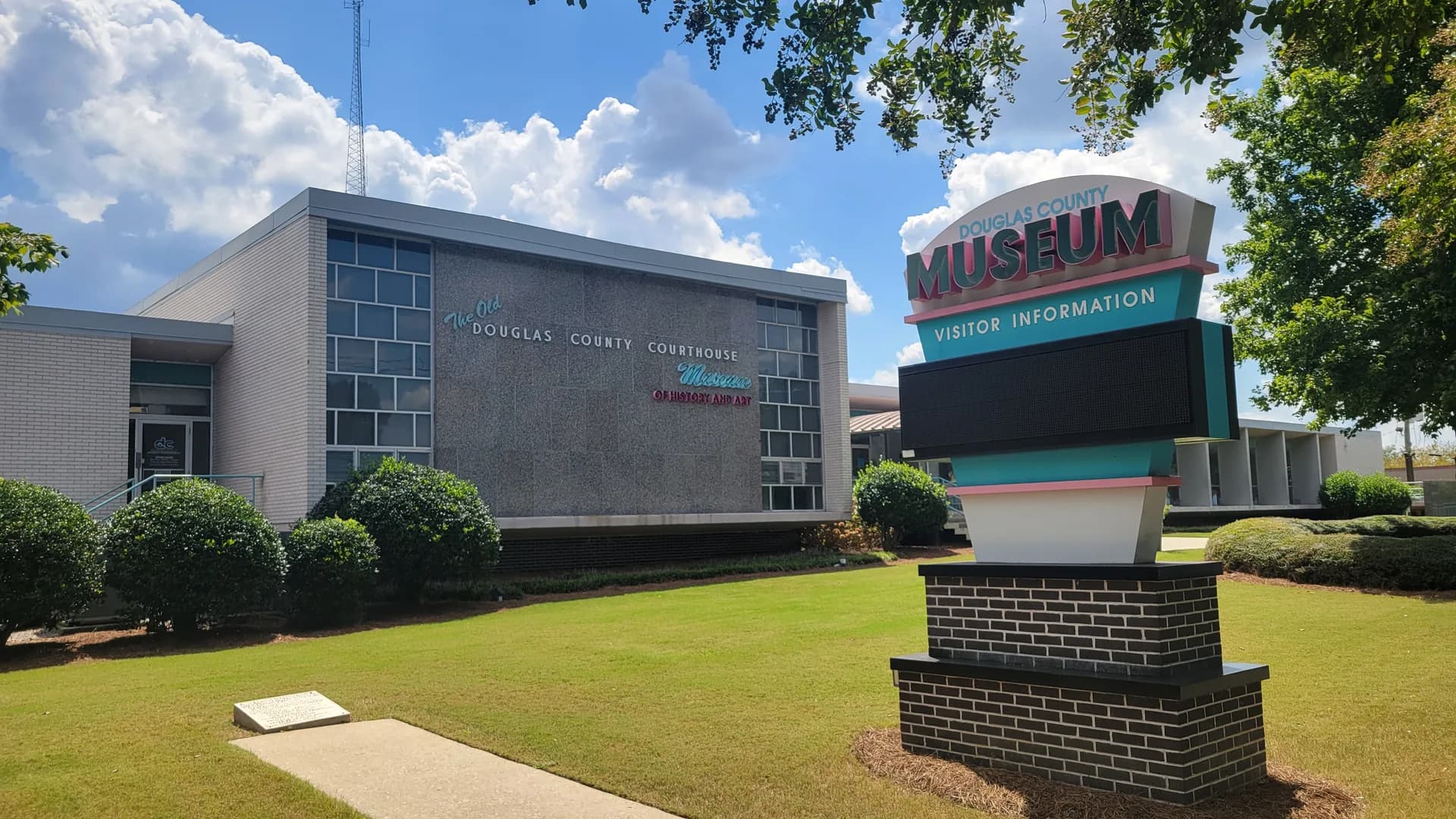 Former Douglas County Courthouse in downtown Douglasville, Georgia